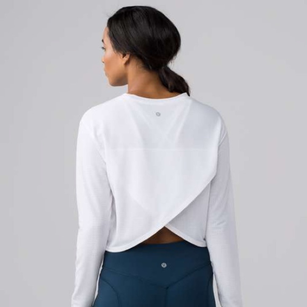 Lululemon white long sleeve cross back crop top